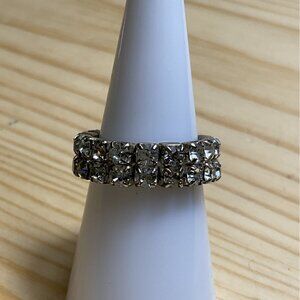 Silver Tone Rhinestone Stretch Ring